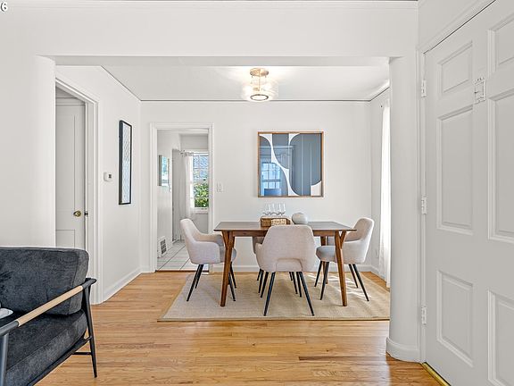 5th image of 2801 SE 59th Ave