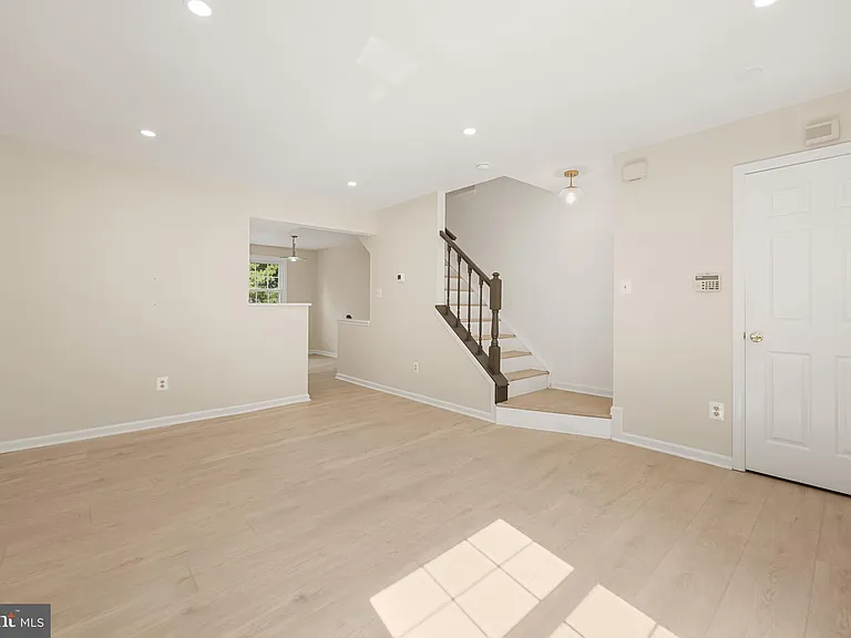 5002 9th St S — Photo 10