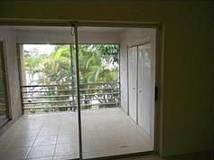 4th image of 4221 NW 19th St APT 288