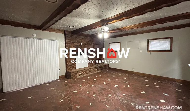 2537 Spottswood Ave — Photo 2