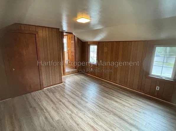 227 Main St #B, South Berwick, ME 03908