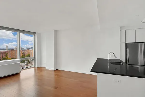 Rented by Dalan Rentals | media 22