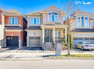 3095 Robert Brown Blvd, Oakville, ON L6M 0P9