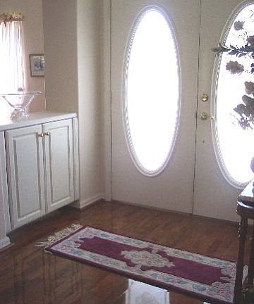 2nd image of 20 Peyton Pl