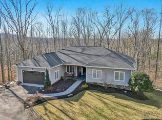 1169 Lakes Edge Dr, Goodview, VA 24095