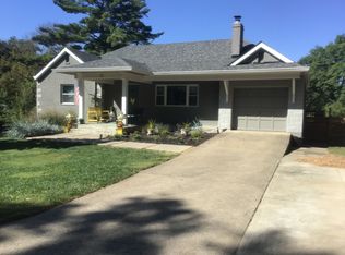 17 Meadow Ln, Fort Thomas, KY 41075