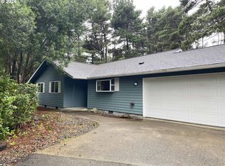4811 Oceana Dr, Florence, OR 97439
