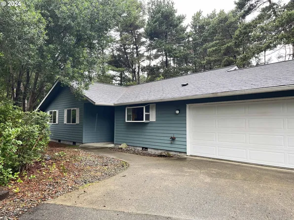 4811 Oceana Dr, Florence, OR 97439
