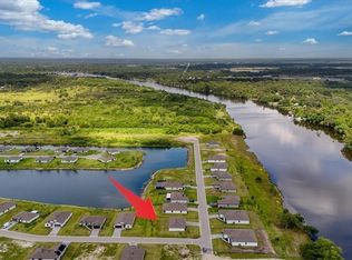 936 Admiral Bull Halsey Ave, Labelle, FL 33935