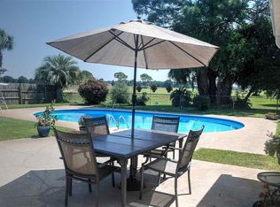 1210 Crest Ct, Gulf Breeze, FL 32563