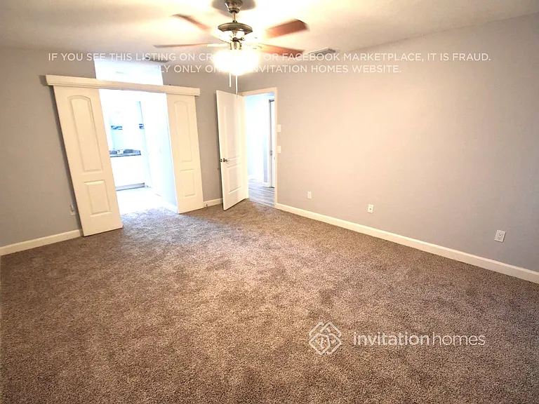 2363 Ambrose Ln — Photo 8