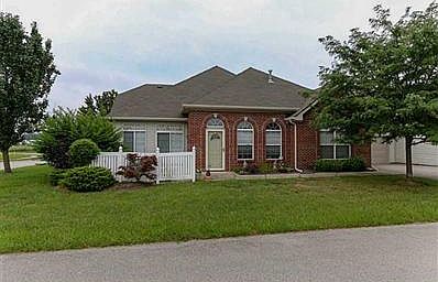 1st image of 10304 River Park Way