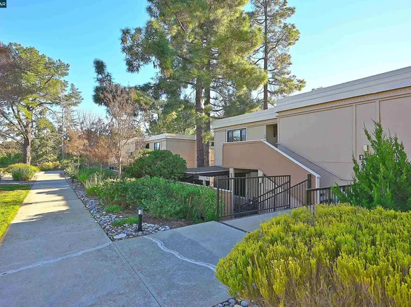 1857 Golden Rain Rd APT 1, Walnut Creek, CA 94595