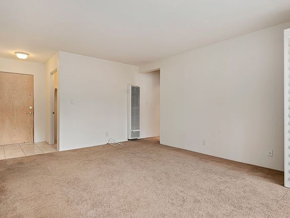 3rd image of 246 Por La Mar Cir