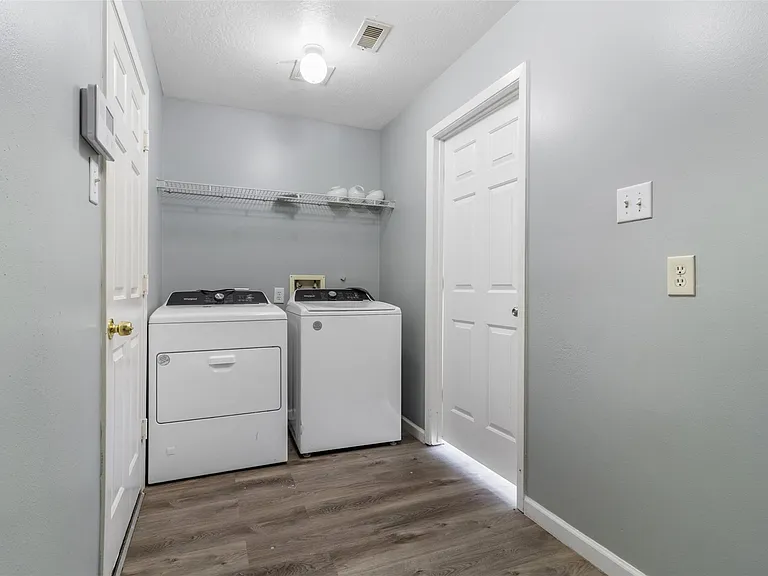 19747 Byron Meadows Dr — Photo 19