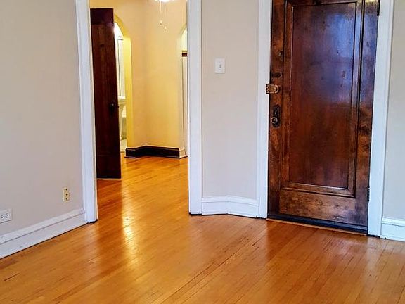 4th image of 1120 S Austin Blvd APT 3W