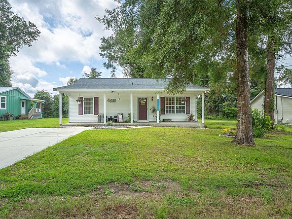 2nd image of 65 Summer Brooke Ln