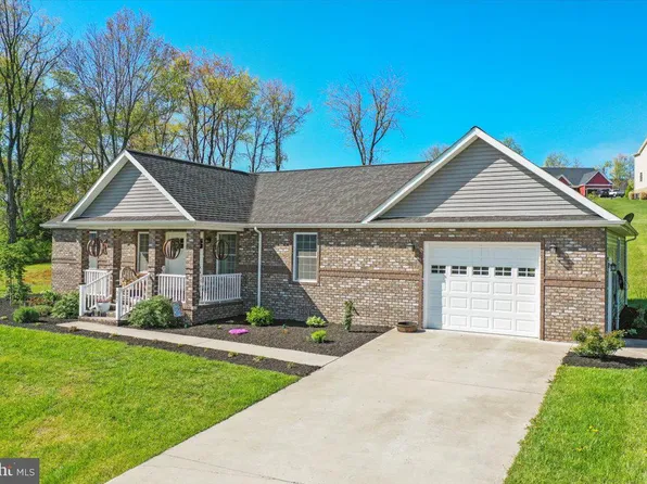 507 Harvest Dr, Romney, WV 26757