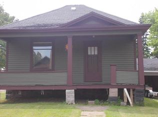 705 N Lake St, Ironwood, MI 49938