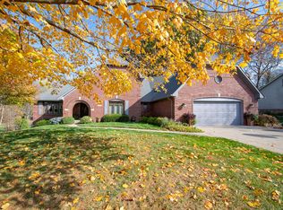 3984 Woodmore Dr, Greenwood, IN 46142
