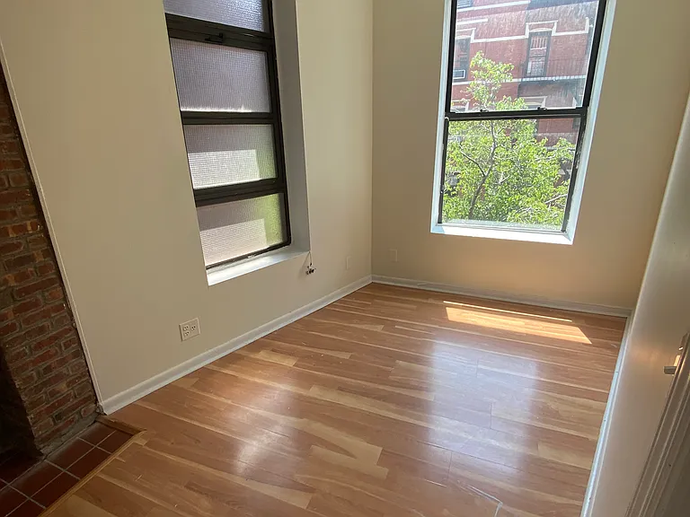 73 W 83rd St #2E — Photo 7