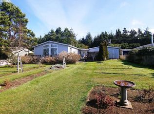 2120 S Crestline Dr, Waldport, OR