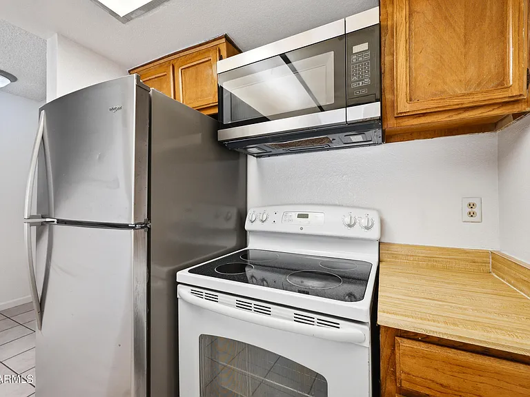 12231 N 21st Ave #3 — Photo 9