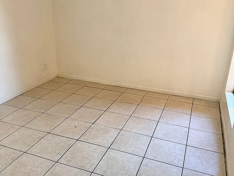 5122 N 22nd Ave #1 — Photo 5
