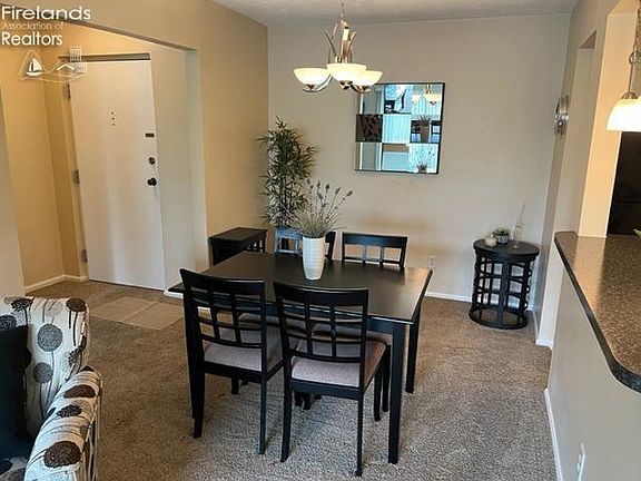 2nd image of 119 Stonyridge Dr APT 305