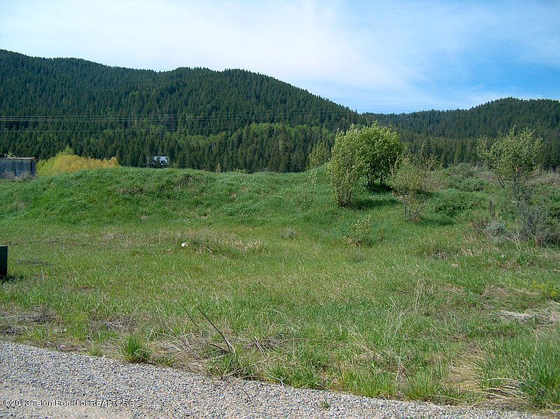 2nd image of Wooden Spur