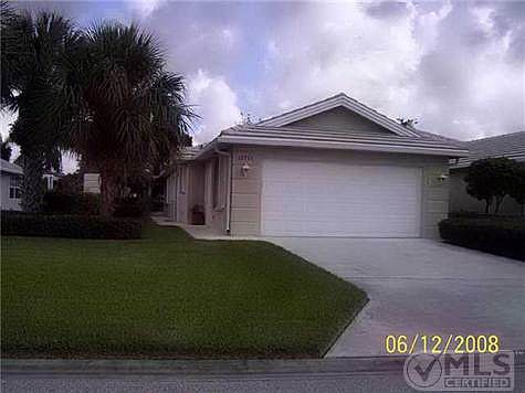 1st image of 1271 NW Bentley Cir APT A