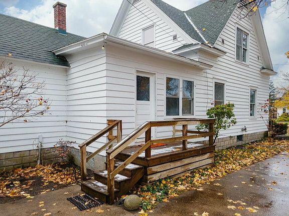 5th image of 115 W Fennville St