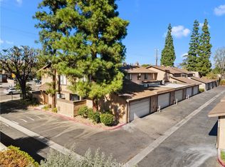 20516 Roscoe Blvd UNIT B, Winnetka, CA 91306