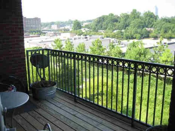 680 Greenwood Ave NE APT 306, Atlanta, GA 30306