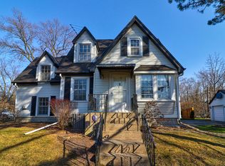 1603 Walnut Dr, Round Lake Beach, IL
