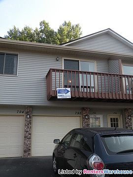 1st image of 792 Parkside Dr