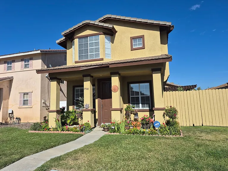 39540 June Rd — Photo 2