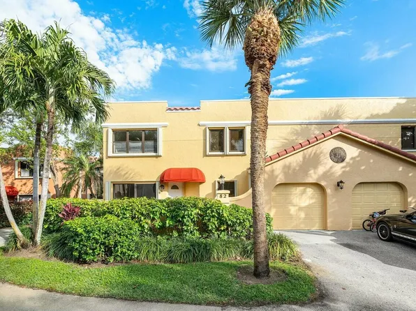 82 Uno Lago Drive, Juno Beach, FL 33408