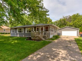 1405 4th St SW, Altoona, IA 50009