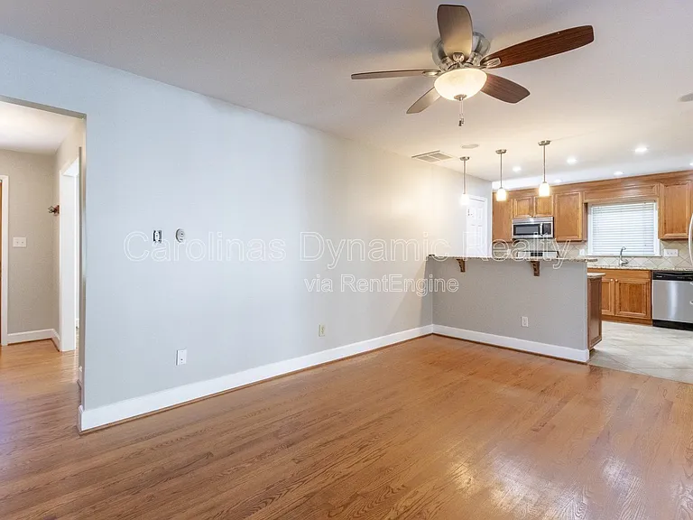 6618 Castlegate Dr — Photo 22