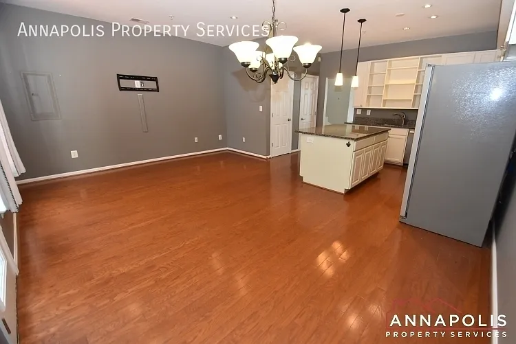 37 Harbour Heights Dr — Photo 5