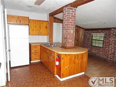 3rd image of 1923 Karen Ln #2