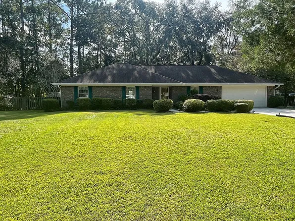 102 Brook Cir, Guyton, GA 31312