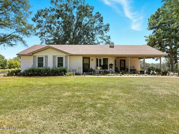 825 Poplar Springs Rd, Mendenhall, MS 39114