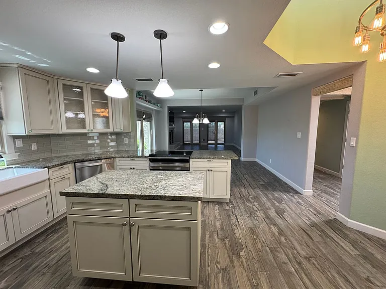 8100 E Camelback Rd #14 — Photo 9