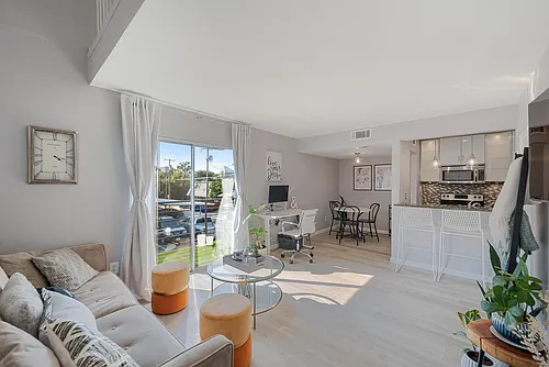 4211 Holland Ave #211 Photo 1