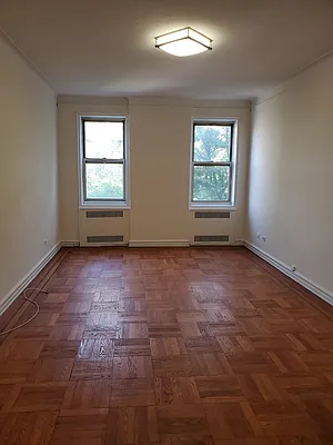 Rented by Supreme Plus Realty Group Inc | media 9