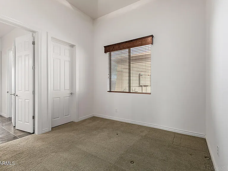 10312 S 16th Dr — Photo 35