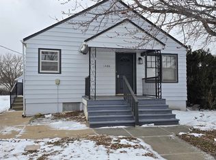 1326 N Lincoln St, Russell, KS 67665