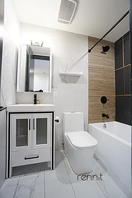 Rented by Rennit Inc. | media 35